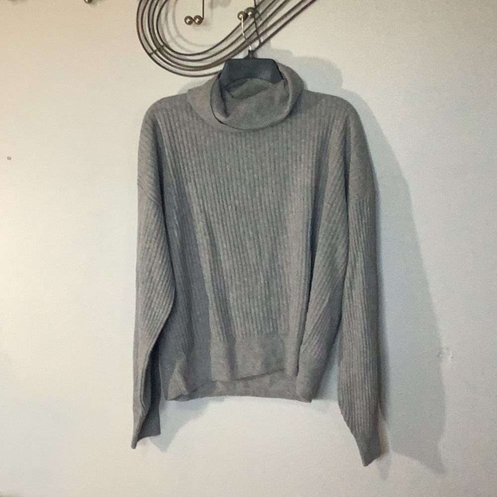 Grey GAP Turtleneck Sweater, Size L